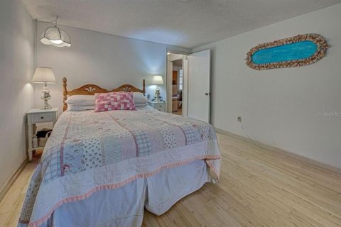 House in Englewood, Florida 2 bedrooms, 108.32 sq.m. № 1535943 - photo 7