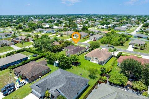 Casa en venta en Port St. Lucie, Florida, 4 dormitorios, 181.16 m2 № 1768774 - foto 3