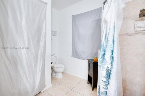 Casa en venta en Port St. Lucie, Florida, 4 dormitorios, 181.16 m2 № 1768774 - foto 12