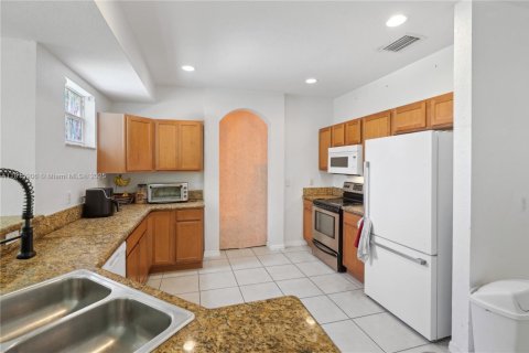 Casa en venta en Port St. Lucie, Florida, 4 dormitorios, 181.16 m2 № 1768774 - foto 15