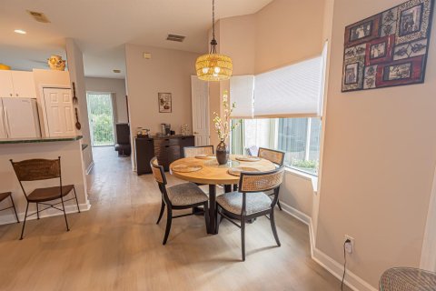 Casa en venta en Port St. Lucie, Florida, 3 dormitorios, 175.49 m2 № 2078283 - foto 6