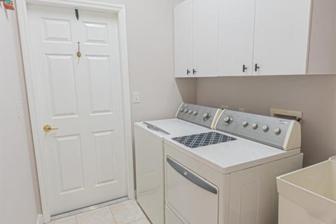 Casa en venta en Port St. Lucie, Florida, 3 dormitorios, 175.49 m2 № 2078283 - foto 19