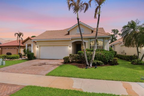 Casa en Port St. Lucie, Florida 3 dormitorios, 175.49 m2 № 2078283