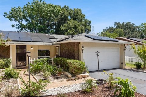 House in Orlando, Florida 3 bedrooms, 104.05 sq.m. № 2295109 - photo 3