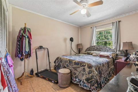 House in Orlando, Florida 3 bedrooms, 104.05 sq.m. № 2295109 - photo 14