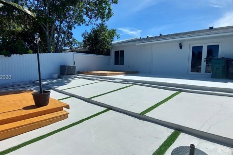 Adosado en venta en Miami, Florida, 3 dormitorios, 94.3 m2 № 1999951 - foto 12