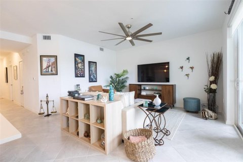 Condominio en venta en Punta Gorda, Florida, 2 dormitorios, 126.9 m2 № 1914878 - foto 13