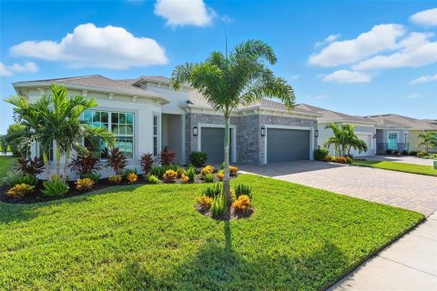House in Melbourne, Florida 3 bedrooms, 260.87 sq.m. № 1919665 - photo 6