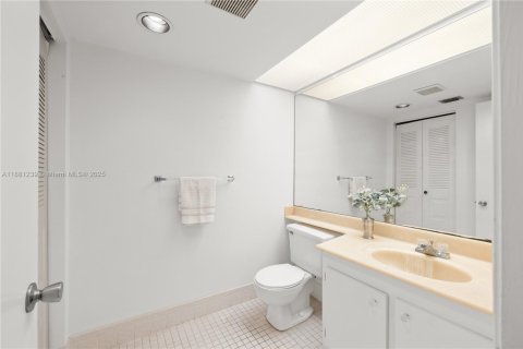 Copropriété à vendre à Pembroke Pines, Floride: 1 chambre, 97.08 m2 № 2035434 - photo 13