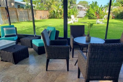 Casa en alquiler en Oak Hill, Florida, 2 dormitorios, 122.63 m2 № 1254056 - foto 2