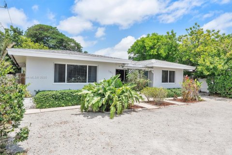 Propiedad comercial en venta en Fort Lauderdale, Florida, 162.76 m2 № 1865250 - foto 2