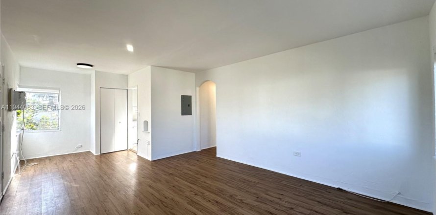 Apartamento en Miami Beach, Florida 1 dormitorio, 67.82 m2 № 2000880