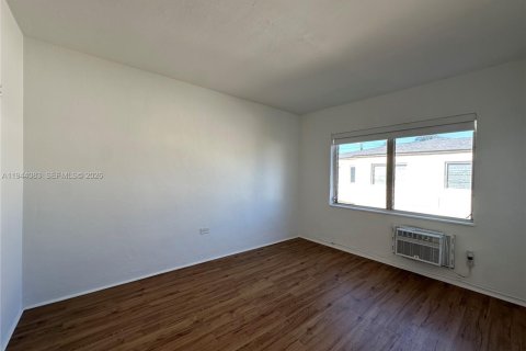 Apartamento en alquiler en Miami Beach, Florida, 1 dormitorio, 67.82 m2 № 2000880 - foto 15