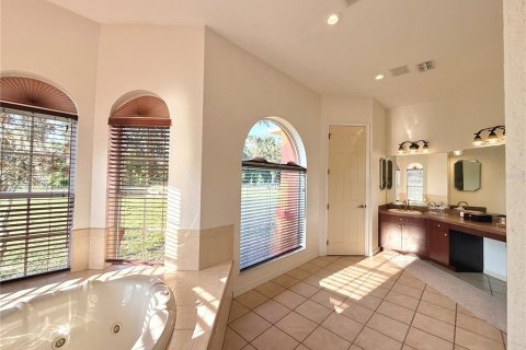 House in Brooksville, Florida 5 bedrooms, 465.25 sq.m. № 2315219 - photo 26