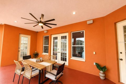 House in Brooksville, Florida 5 bedrooms, 465.25 sq.m. № 2315219 - photo 8