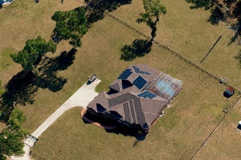 House in Brooksville, Florida 5 bedrooms, 465.25 sq.m. № 2315219 - photo 10