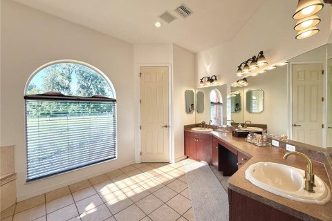 House in Brooksville, Florida 5 bedrooms, 465.25 sq.m. № 2315219 - photo 25