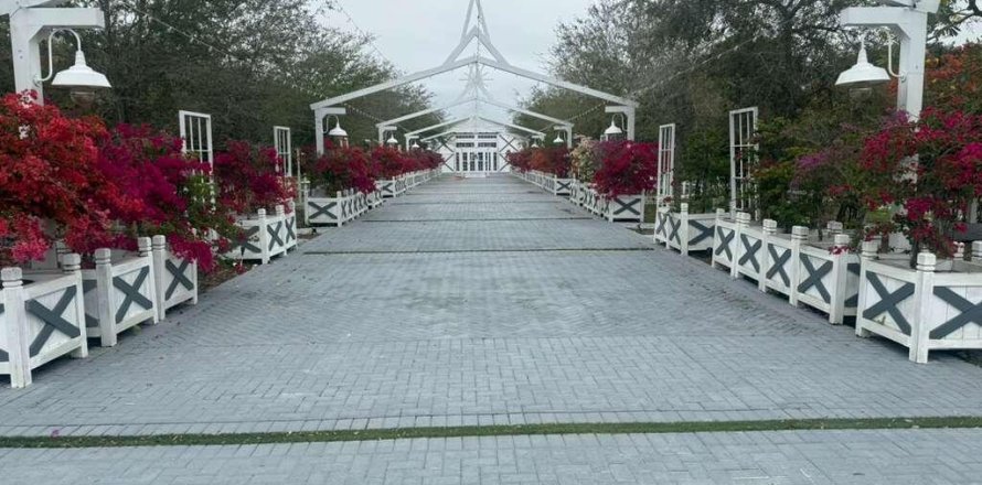Propiedad comercial en Southwest Ranches, Florida № 2158293