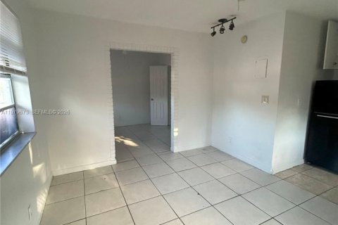Appartement à louer à Fort Lauderdale, Floride: 1 chambre, 46.45 m2 № 2046127 - photo 3