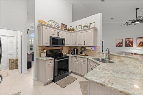 House in Ocala, Florida 3 bedrooms, 212.28 sq.m. № 2395970 - photo 11