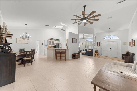 House in Ocala, Florida 3 bedrooms, 212.28 sq.m. № 2395970 - photo 8