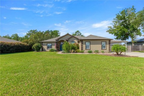 House in Ocala, Florida 3 bedrooms, 212.28 sq.m. № 2395970