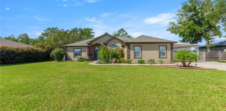 House in Ocala, Florida 3 bedrooms, 212.28 sq.m. № 2395970