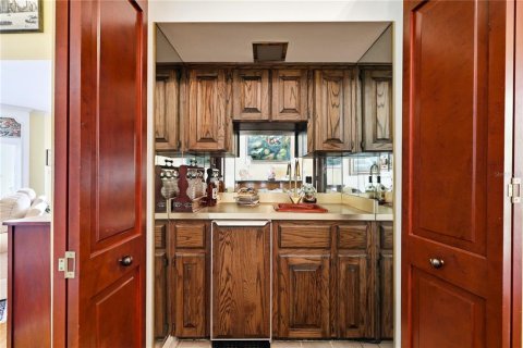 Condo in Tampa, Florida, 3 bedrooms  № 2200918 - photo 9