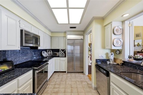 Condo in Tampa, Florida, 3 bedrooms  № 2200918 - photo 20