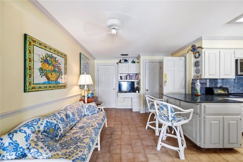 Condo in Tampa, Florida, 3 bedrooms  № 2200918 - photo 22