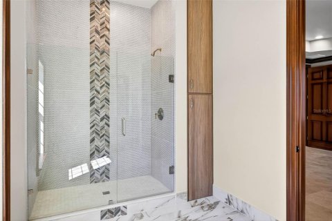 Купить виллу или дом в Тонотосасса, Флорида 15 комнат, 696.77м2, № 2147406 - фото 21