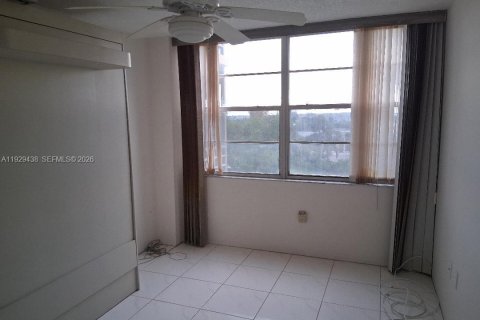 Copropriété à vendre à Pembroke Pines, Floride: 2 chambres № 1987781 - photo 13