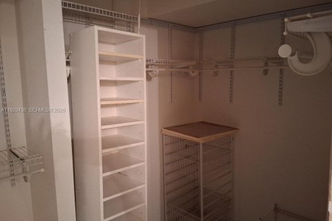 Copropriété à vendre à Pembroke Pines, Floride: 2 chambres № 1987781 - photo 18