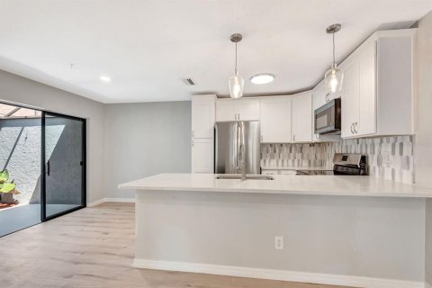 Casa en venta en Sarasota, Florida, 3 dormitorios, 115.66 m2 № 1765199 - foto 10