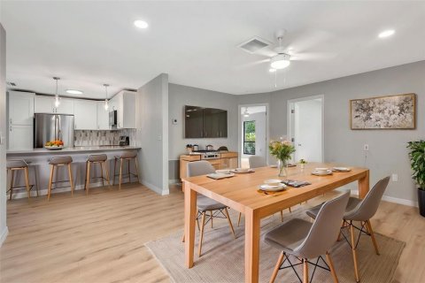 Casa en venta en Sarasota, Florida, 3 dormitorios, 115.66 m2 № 1765199 - foto 20