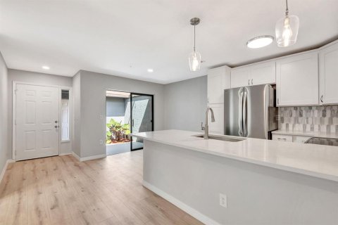 Casa en venta en Sarasota, Florida, 3 dormitorios, 115.66 m2 № 1765199 - foto 12