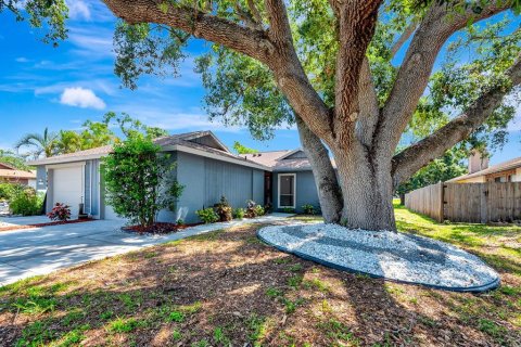 Casa en venta en Sarasota, Florida, 3 dormitorios, 115.66 m2 № 1765199 - foto 4