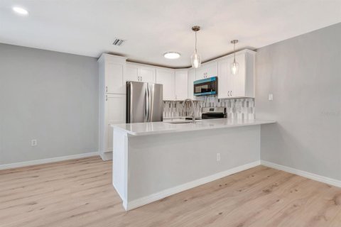 Casa en venta en Sarasota, Florida, 3 dormitorios, 115.66 m2 № 1765199 - foto 14
