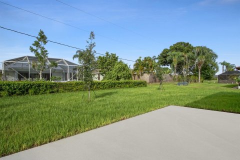 Villa ou maison à vendre à Port St. Lucie, Floride: 4 chambres, 170.38 m2 № 2002839 - photo 18