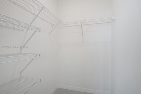 Villa ou maison à vendre à Port St. Lucie, Floride: 4 chambres, 170.38 m2 № 2002839 - photo 8