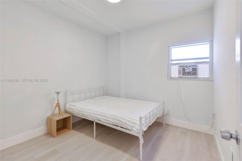 Condo in Miami Beach, Florida, 2 bedrooms  № 2051421 - photo 9