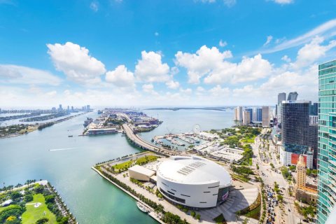 Condo in Miami, Florida, 3 bedrooms  № 1748799 - photo 7