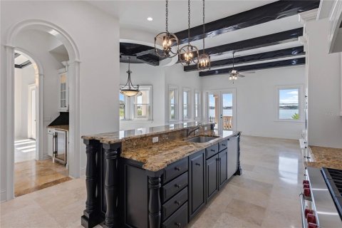 House in Montverde, Florida 4 bedrooms, 401.24 sq.m. № 1852511 - photo 10