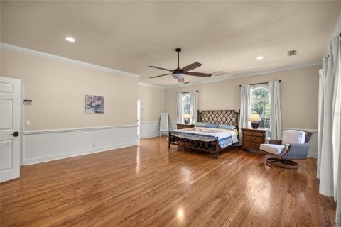 House in Ocala, Florida 6 bedrooms, 588.72 sq.m. № 1536128 - photo 23
