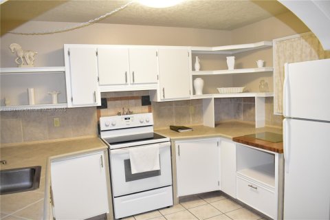 Condominio en venta en Tamarac, Florida, 2 dormitorios, 105.26 m2 № 1928024 - foto 15