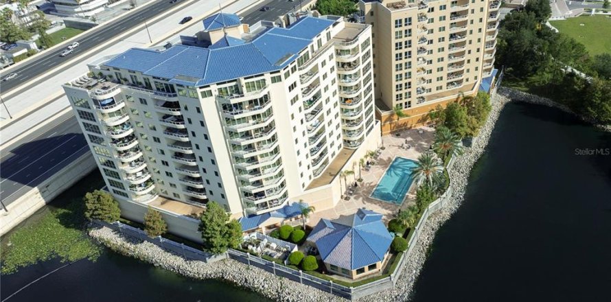 Condominio en Altamonte Springs, Florida, 3 dormitorios № 1873290