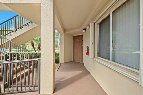 Condo in Pembroke Pines, Florida, 2 bedrooms  № 1874649 - photo 27