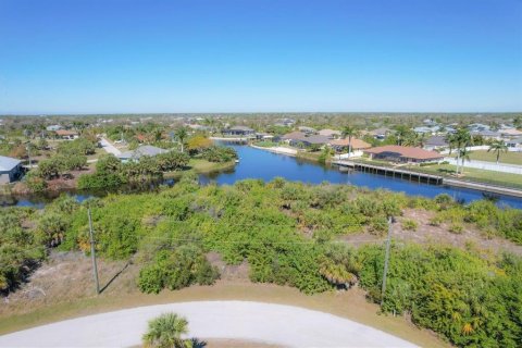Terreno en venta en Port Charlotte, Florida № 889306 - foto 5