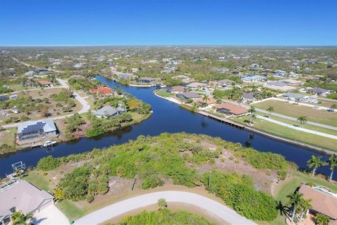 Terreno en venta en Port Charlotte, Florida № 889306 - foto 3