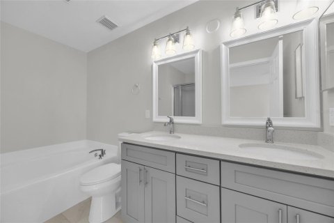 Villa ou maison à vendre à Orlando, Floride: 4 chambres, 179.67 m2 № 2317362 - photo 17